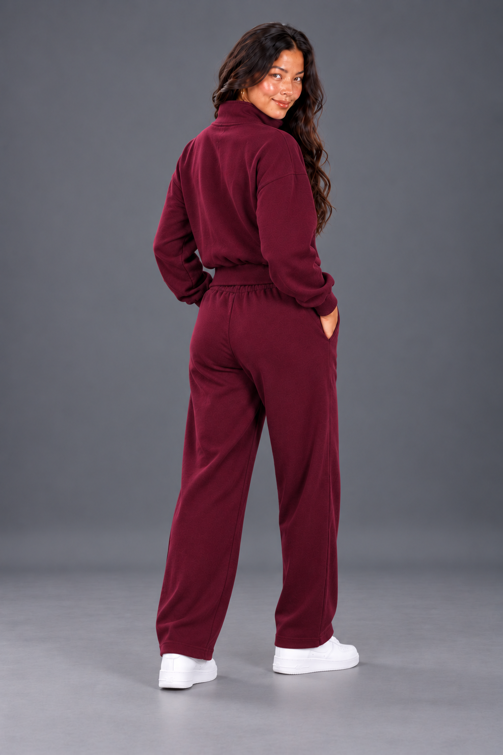 Women’s Cream Quarter-Zip Sweatshirt & Jogger Set