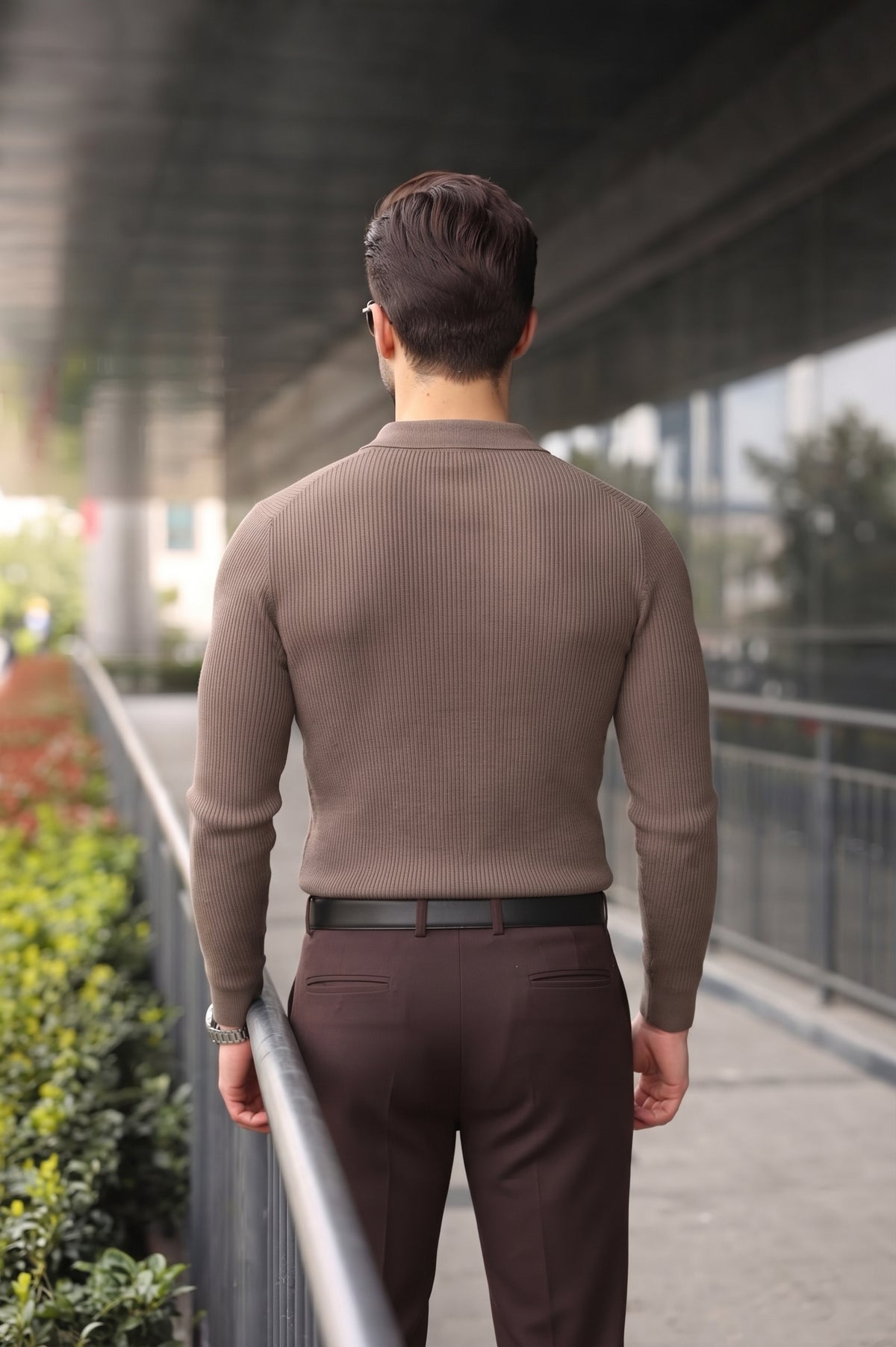 Men’s Long-Sleeve Quarter-Zip Knit Sweater